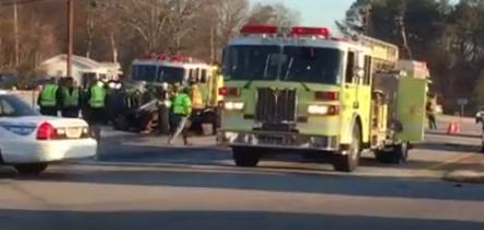 Wreck leaves 1 Seriously Injured in S. Floyd County